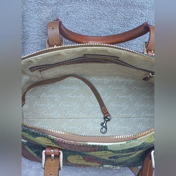 Dooney and Bourke Duck Dynasty Domed satchel - Picture 7 of 12